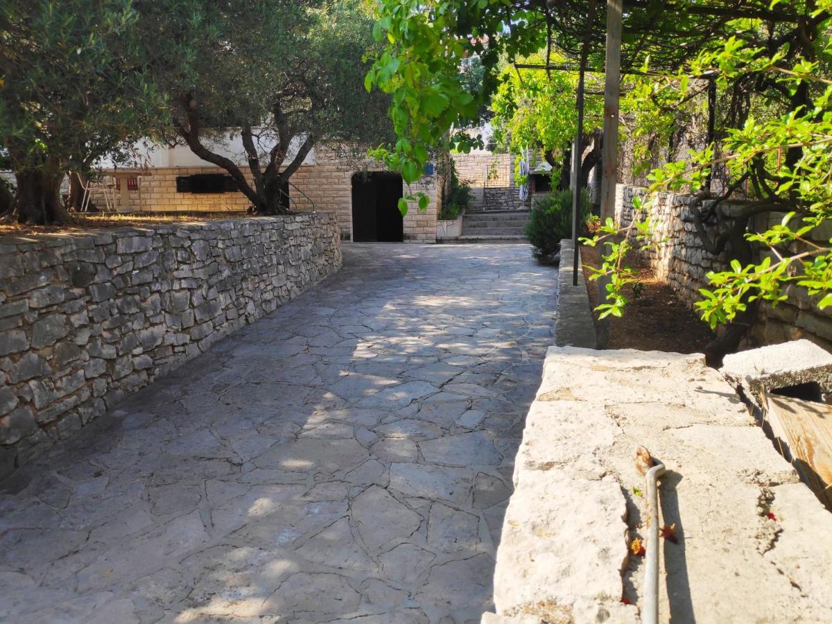 Apartments Vrsalovic Bol Exterior photo